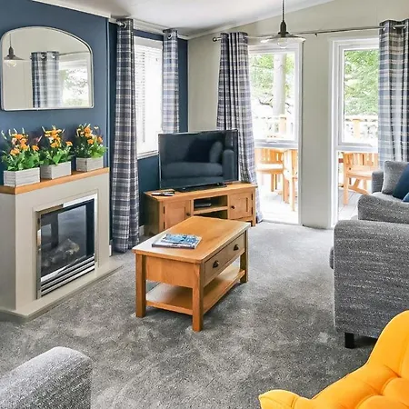 ليكسايد لودجز منتزه العطل *