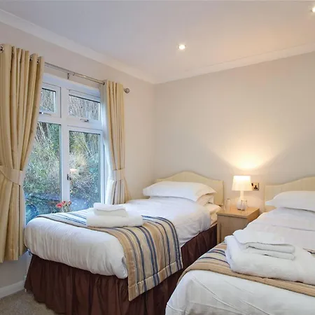 ليكسايد لودجز منتزه العطل باسنثوايت